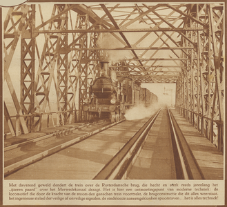 872919 Gezicht op de Rotterdamsespoorbrug over het Merwedekanaal te Utrecht, met een passerende stoomtrein.